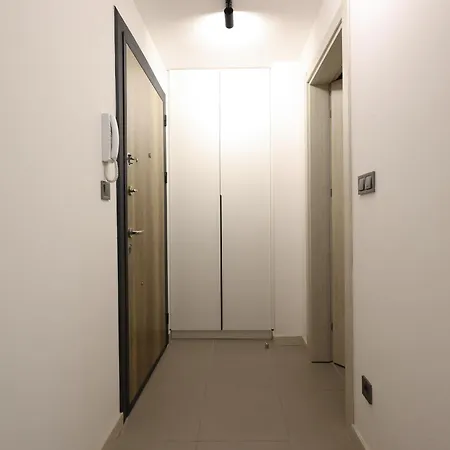 Skycity Deluxe - View - Parking Included - 16th Floor